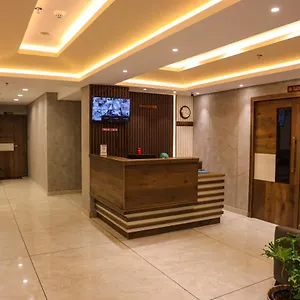 5* Hotel Mezkar Residency